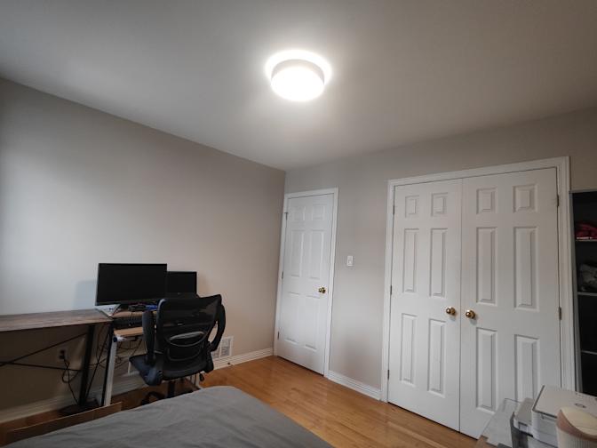 Andy How Hok Hium's room