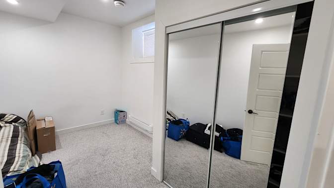 Analyn Carrillo's room