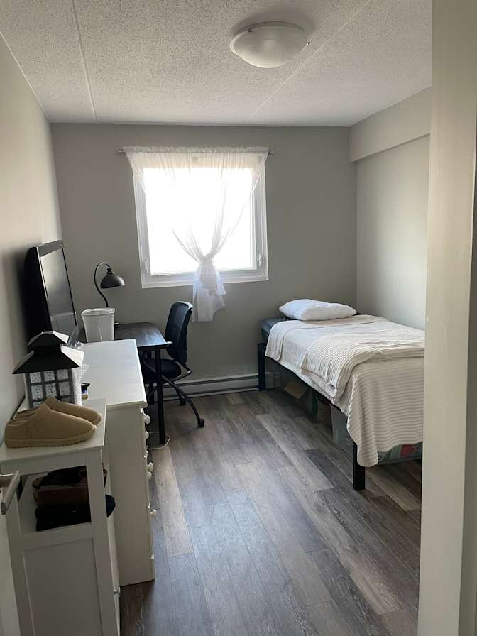 Photo of Linda's room