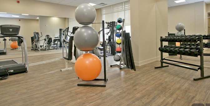 Cozy Cristine's Shared Condo's room