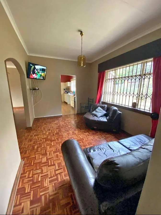 Photo of Lovemore's room