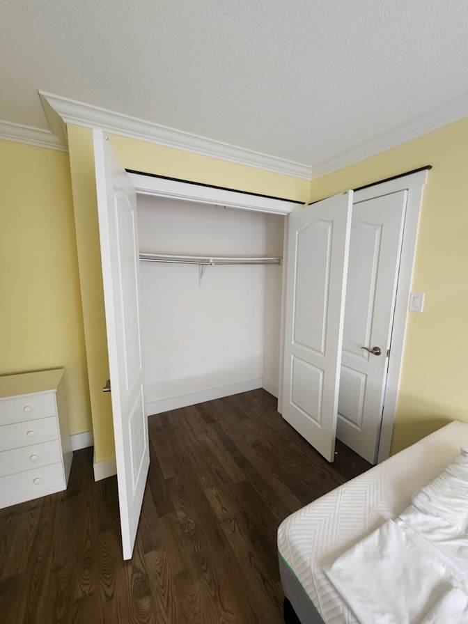 Photo of Brooking St.'s room