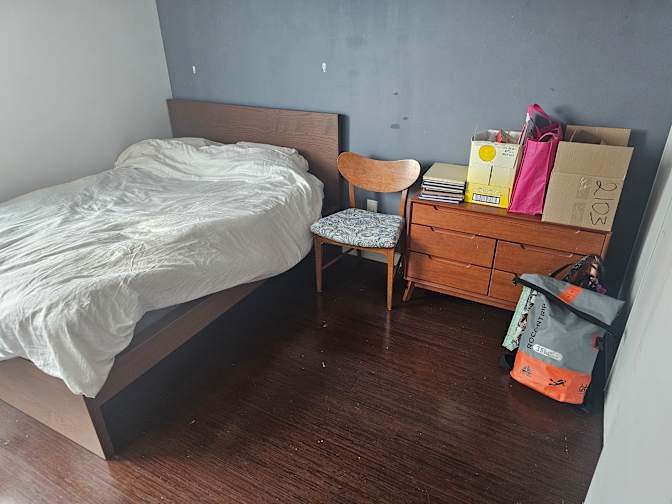 Photo of Michael Shreve's room