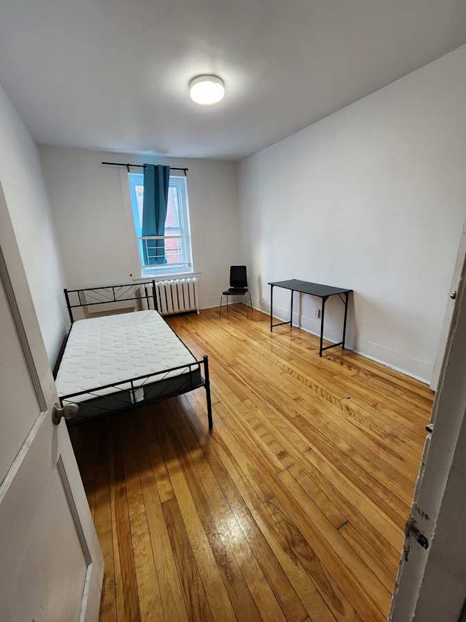 Michaiah Sims's room