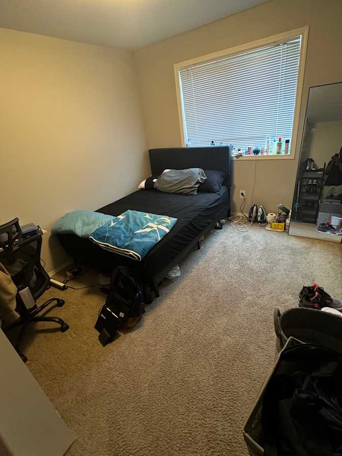 Photo of Daniel Aderemi-Fawoye's room