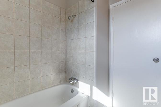 Antonios Roussos's room