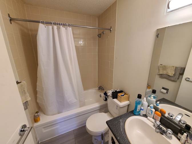 Magnolia Holzwarth's room