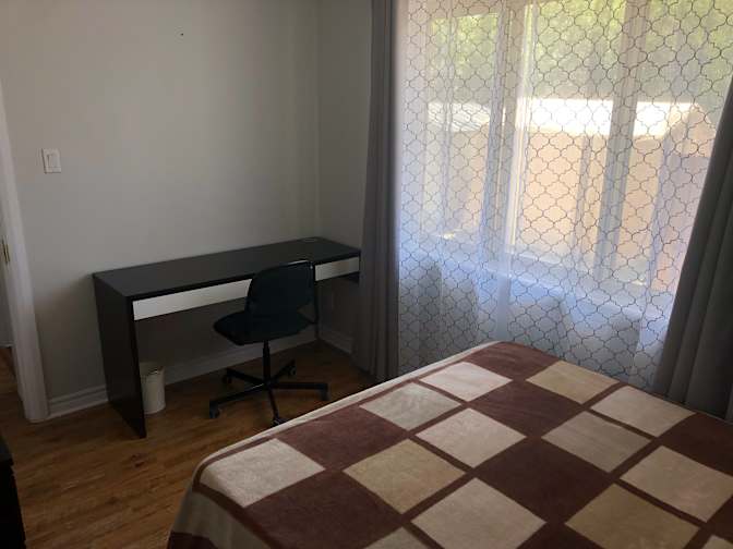 Photo of Moe's room