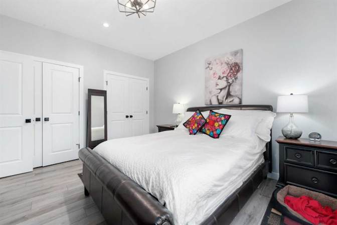 Meng Qiong Huang's room