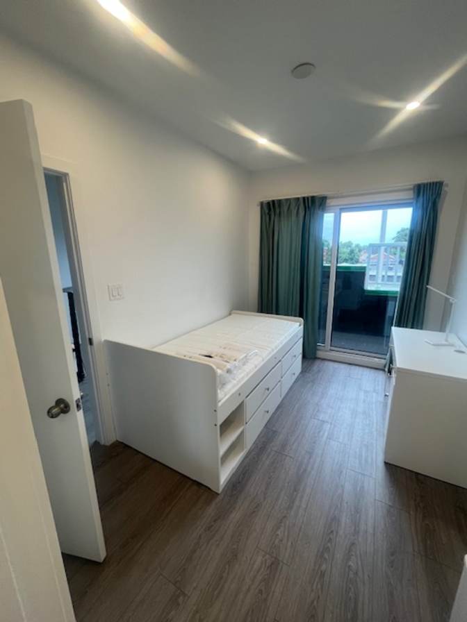 Photo of Oliver's room