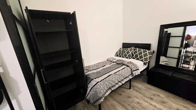 Photo of Glen's room