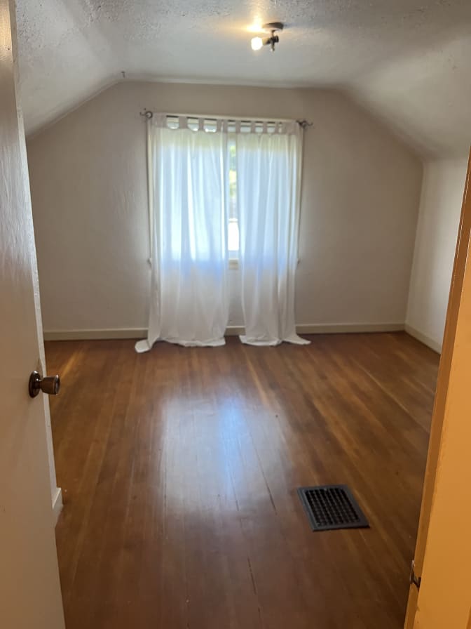 Photo of Carly's room