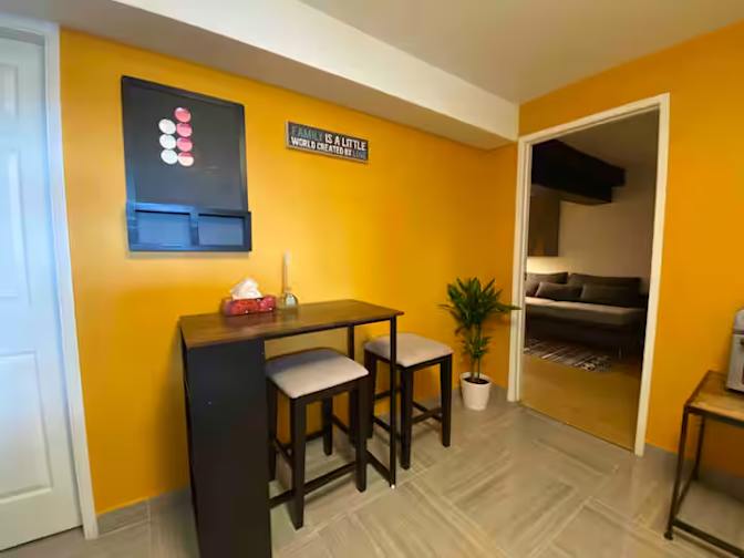 Photo of StanleyYang's room