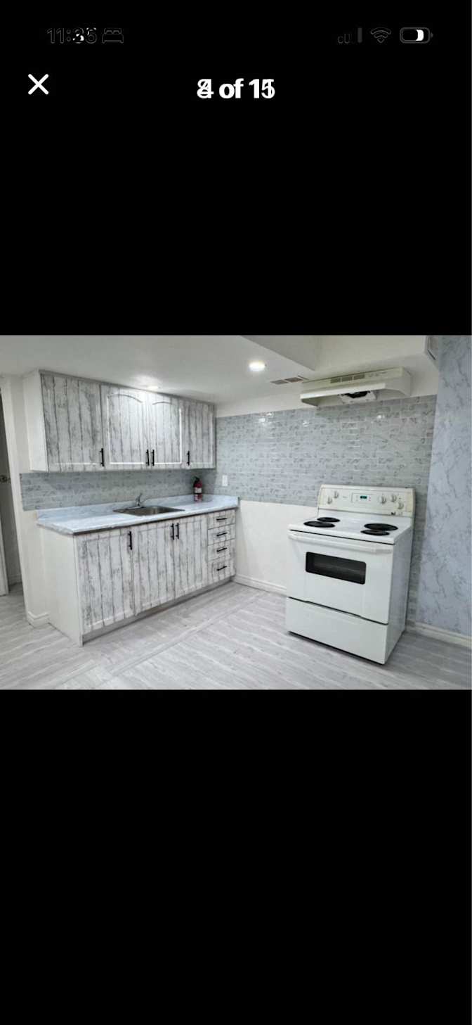 Mehreen Mughal's room