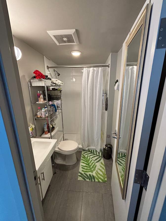 Gabby Makovka's room