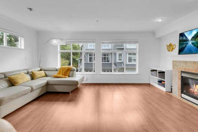 Fluer Muesco Reyes's room