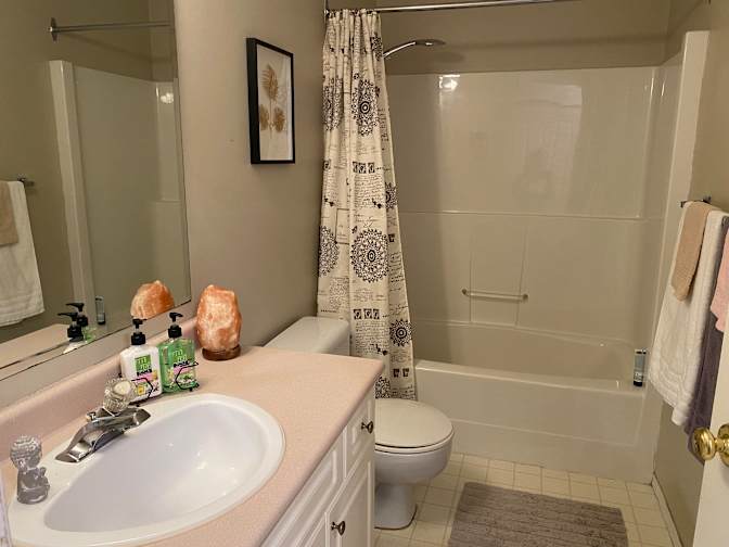 Phoenix Alexandra's room