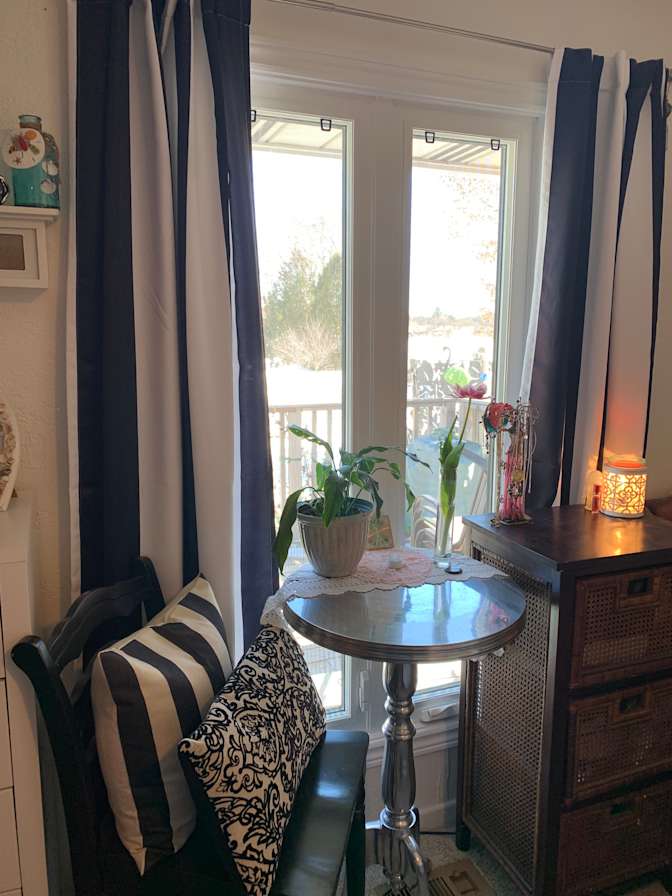 Photo of Sylvia—OWNER/living On-Site acceptg ODSP ON -Works's room