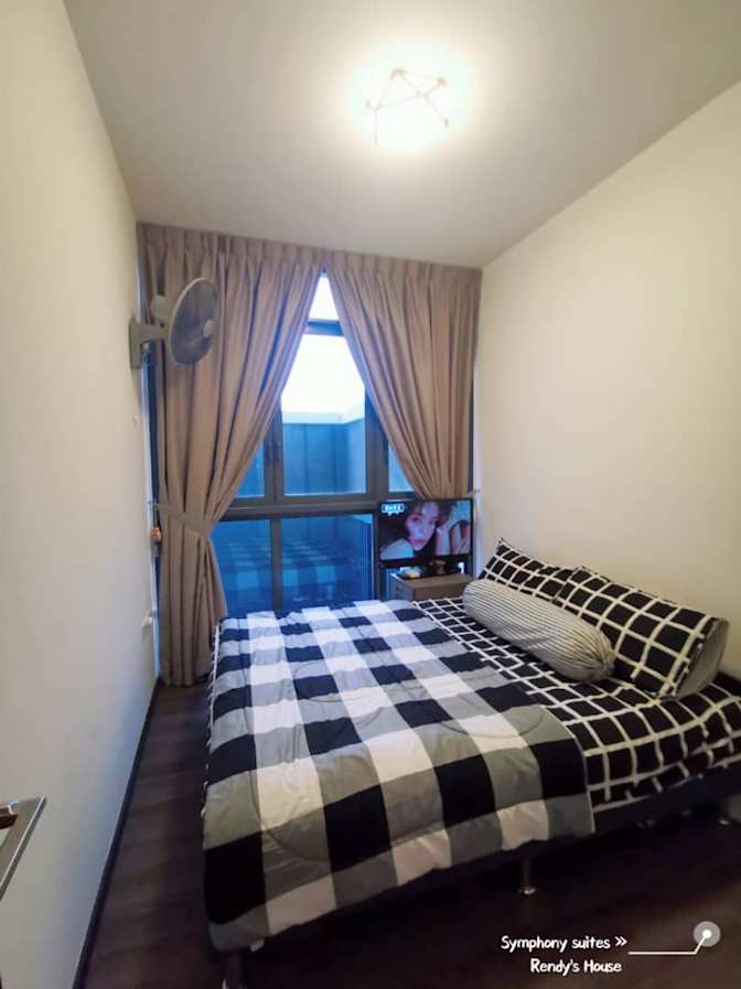 Private room to rent in share house Yishun Close, Yi... Roomies.sg