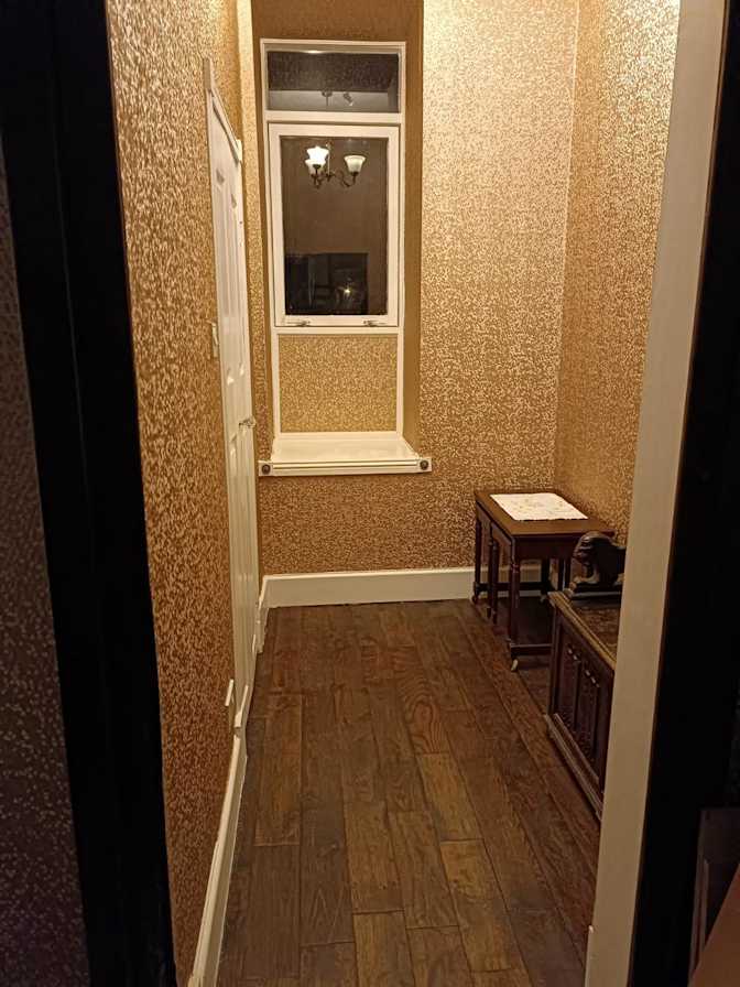 Photo of Room in large bungalow's room