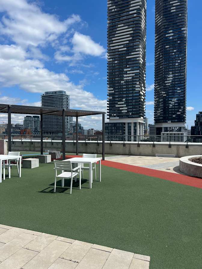 Abbshay simfukwe's room