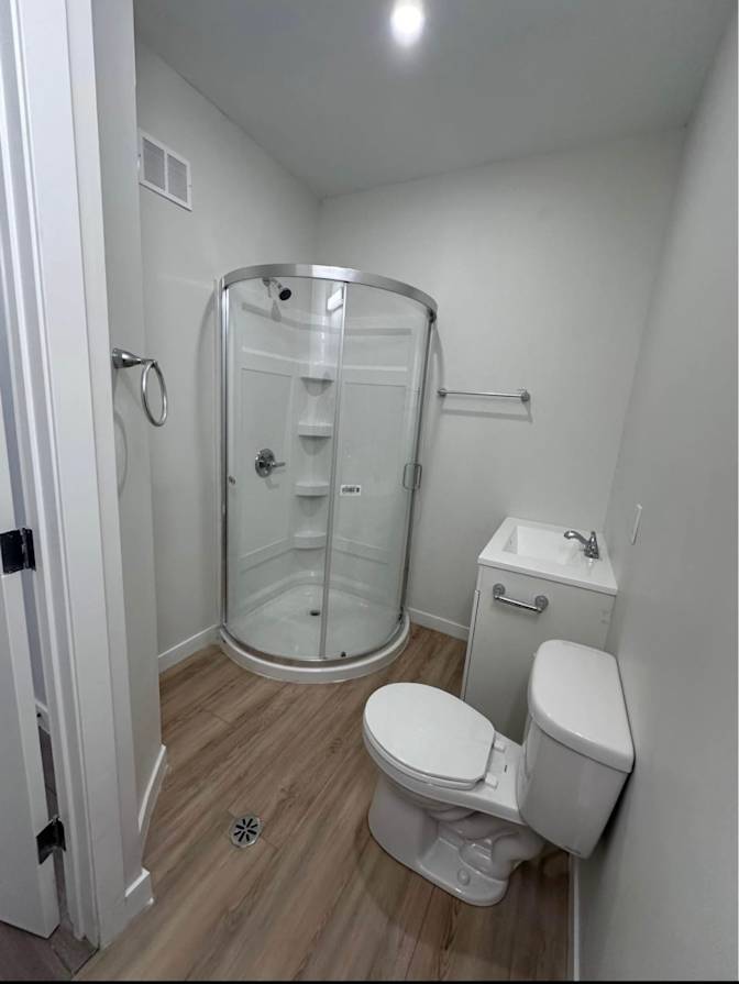 Photo of Divine's room