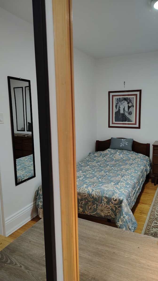 Barclay House's room