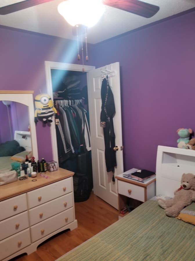 Photo of SINTHUJAN's room