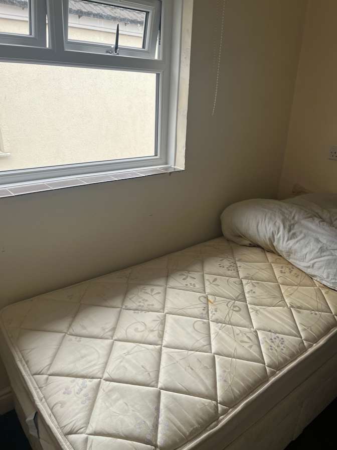 Photo of Rahman's room