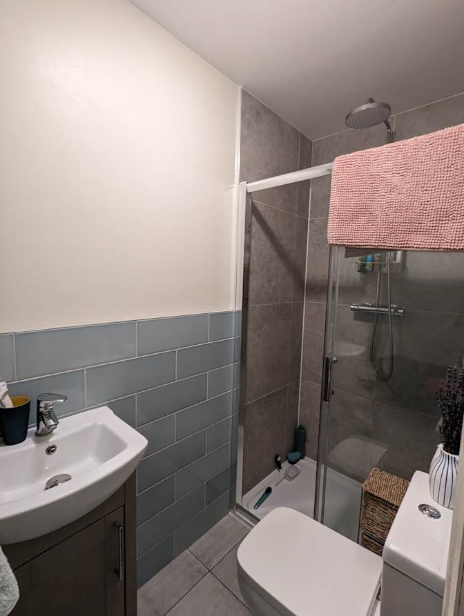 Photo of Aron's room