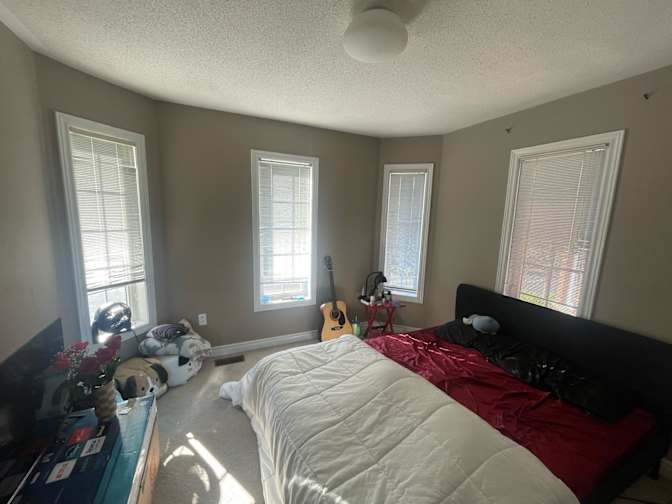 Rahkin Kassam's room