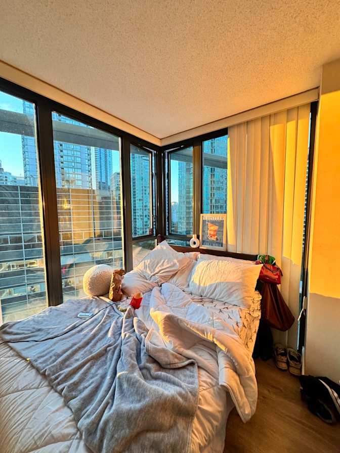 Alba Caselles's room