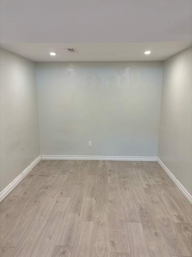 Sameer Kashif's room