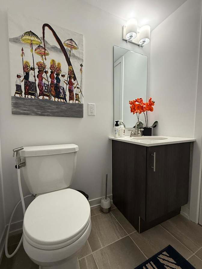 Spruce Pines Crescent's room