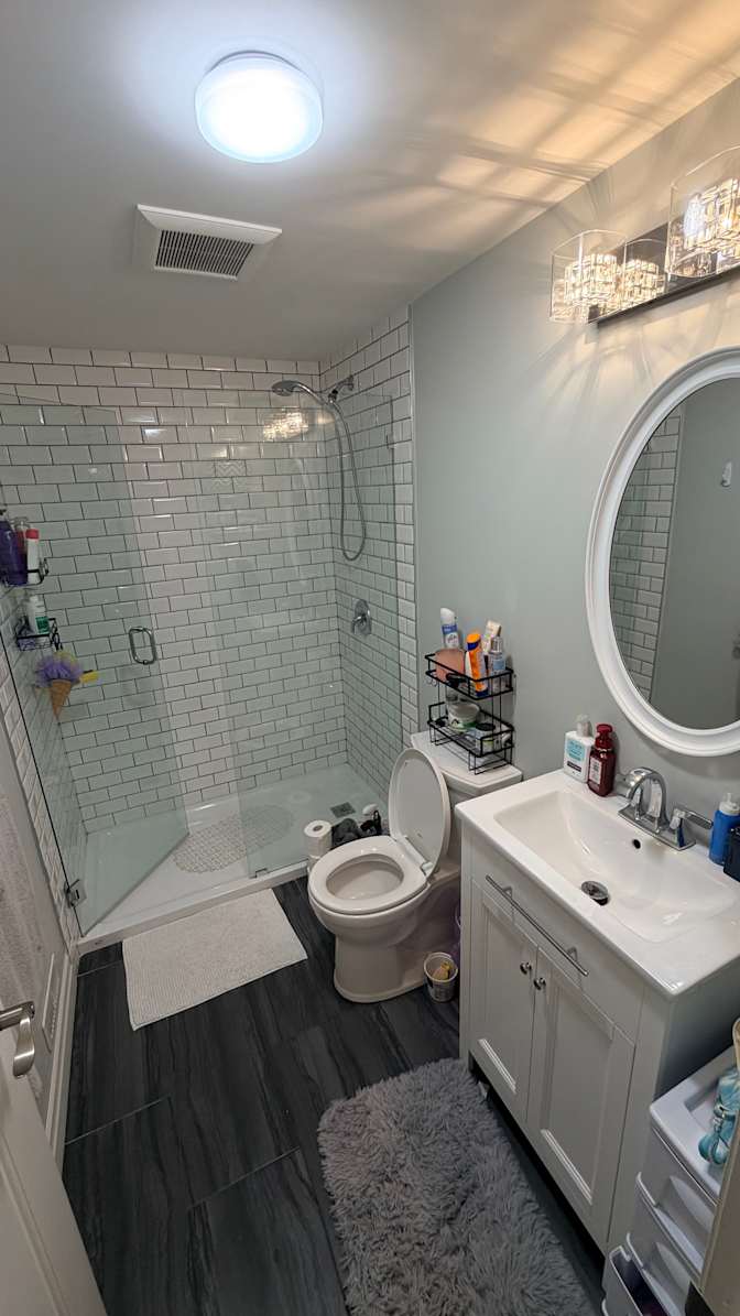 Julieth Camila's room