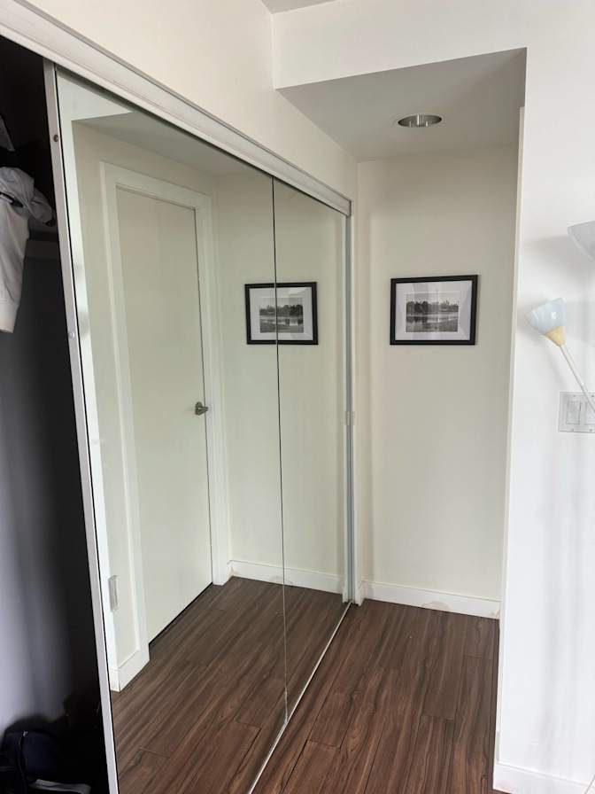 Justin Zacharius's room