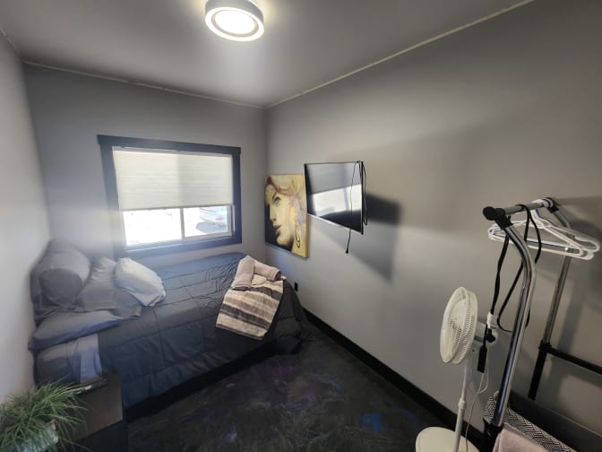 Adrienne kendall's room