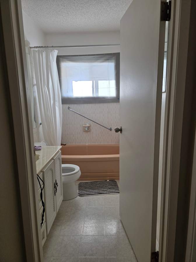 Photo of Forman Crescent's room