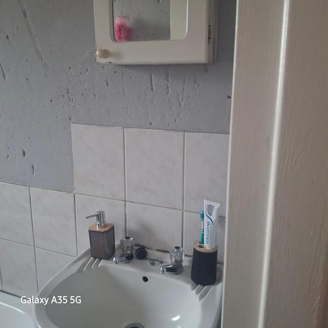 Photo of Thora's room