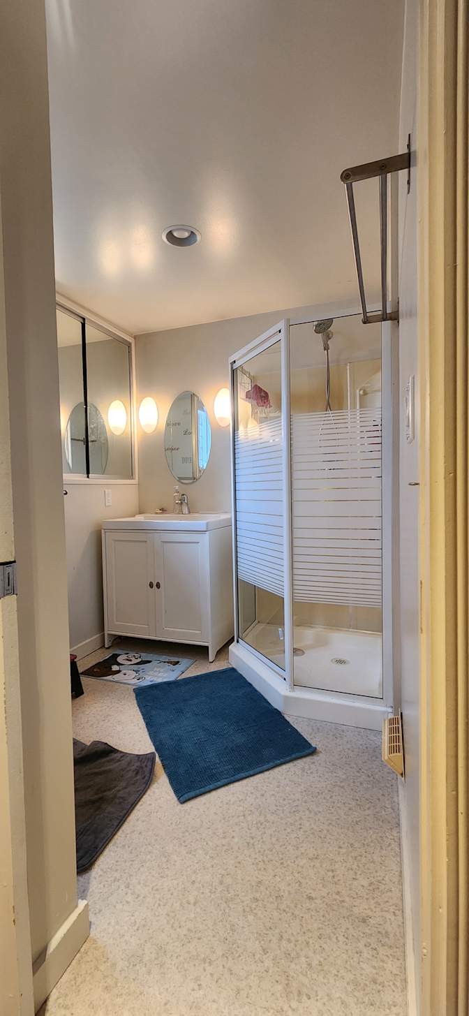 Photo of Brooks's room