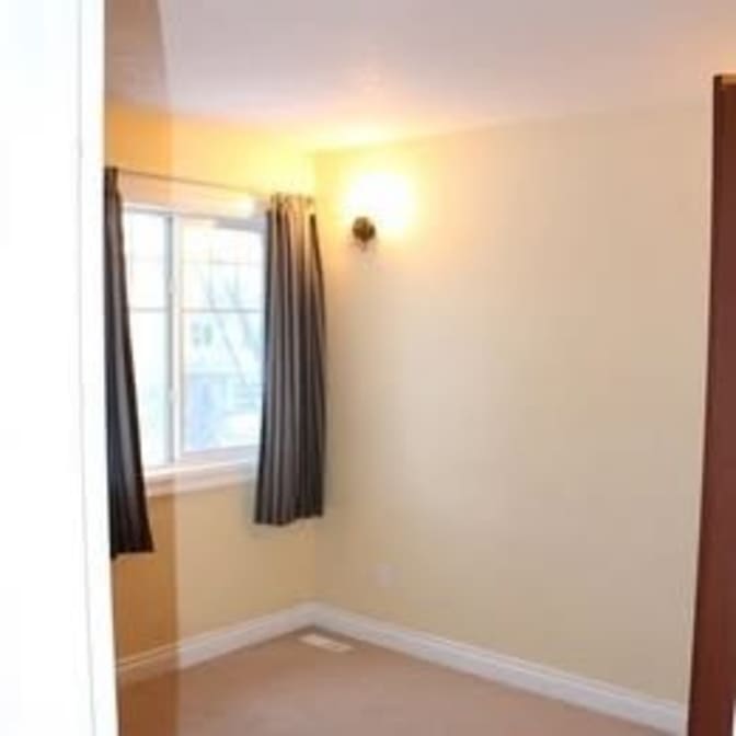 Photo of Luis Rebonne's room