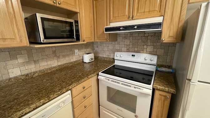 Photo of Hadar's room