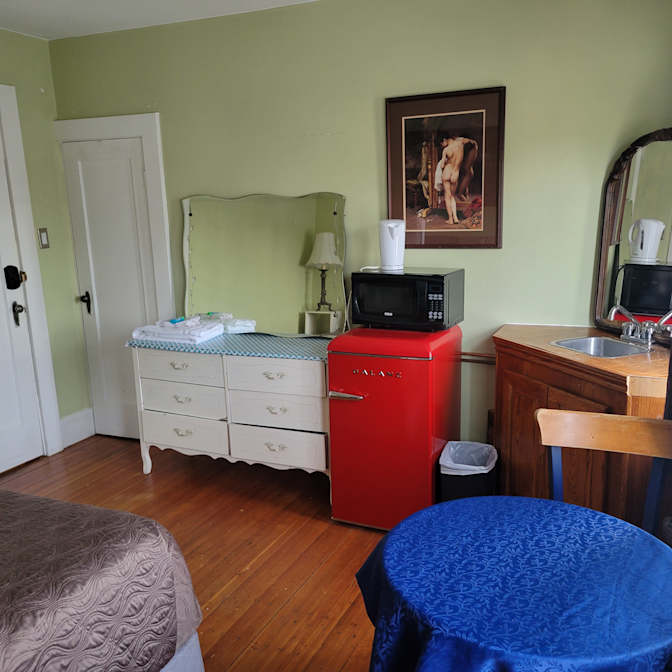 Samantha Ebner's room