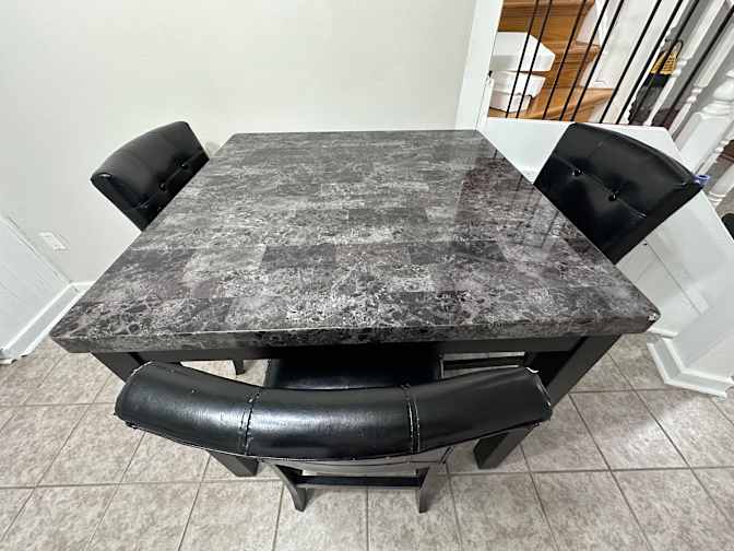 Photo of Dhimant's room