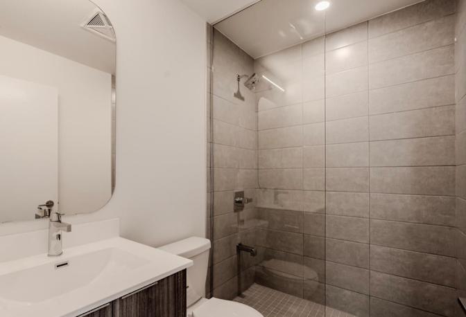 Spinder Raina's room