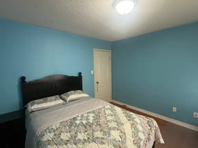 Photo of Rebecca's room