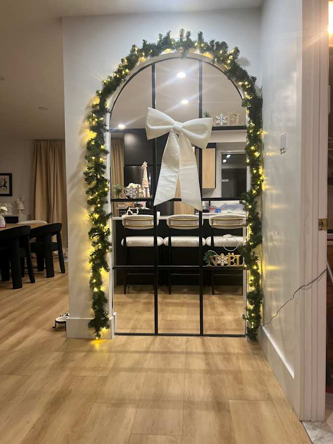 Marilyn Delbello's room