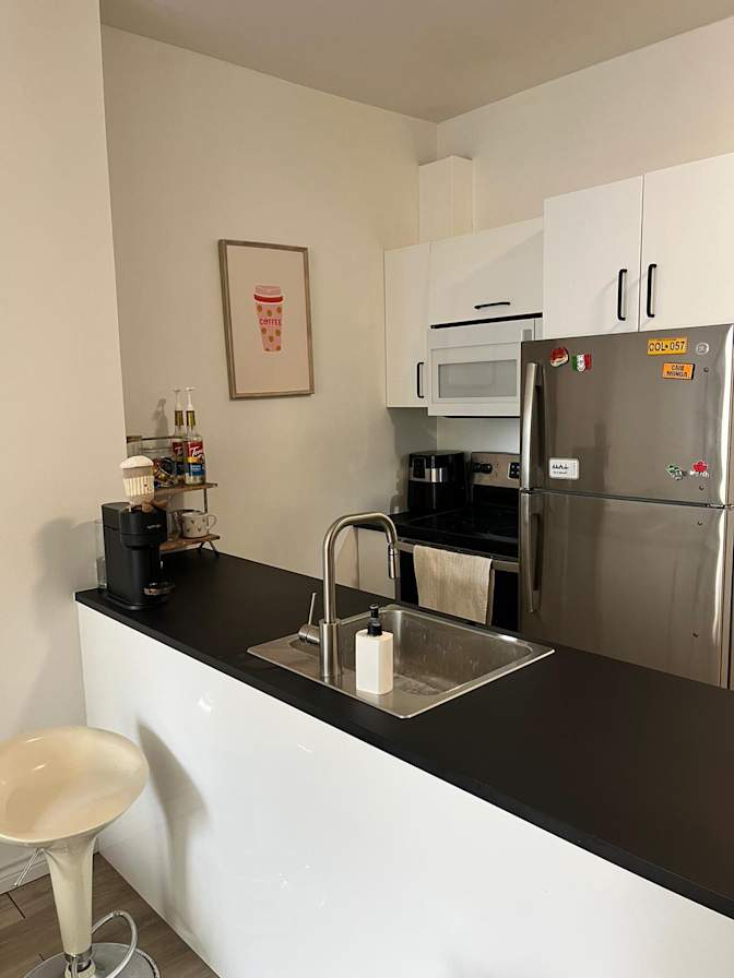 Photo of Diego Navarrete's room