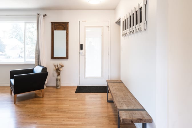 Robert Thomson's room