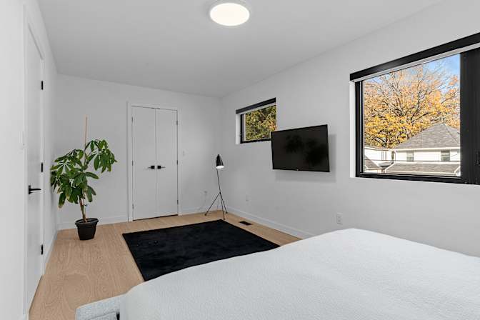 Alexia Economakis's room